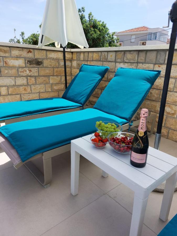 Apartamento Kings Landing Novalja Exterior foto