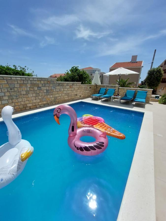 Apartamento Kings Landing Novalja Exterior foto