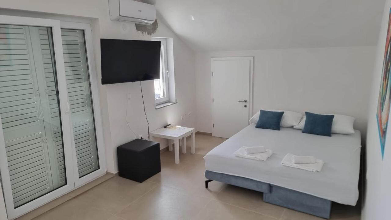 Apartamento Kings Landing Novalja Exterior foto